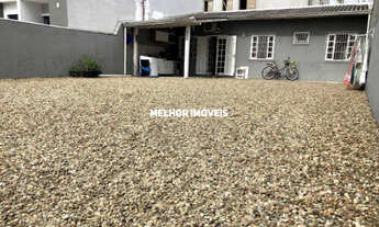 Imagem 2: Terreno com 214m² é uma excelente opção para investidores ou para você que deseja construi