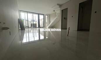 Imagem 2: Sobrado Triplex á venda localizado no Bairro da Barra - Balneário Camoriú-SC