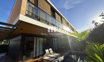 Imagem: Casa em Praia do Estaleiro, Balneário Camboriú/SC