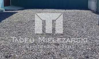 Imagem 2: Casa com amplo pátio