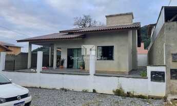 Imagem: Casa a venda em Porto Belo