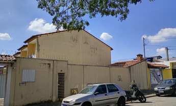 Imagem: Sobrado à venda no bairro Vila Carmosina