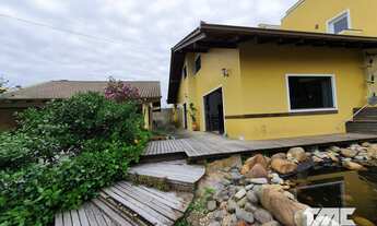 Imagem: Sobrado em área nobre no Ubatuba