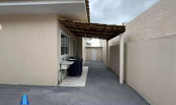 Imagem 6: Casa à Venda em Araruama no Bairro Outeiro dentro de vila