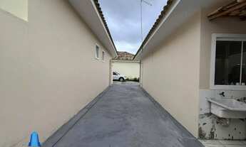 Imagem 7: Casa à Venda em Araruama no Bairro Outeiro dentro de vila