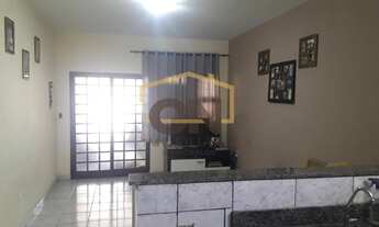 Imagem: Sobrado à venda no bairro Parque Santa