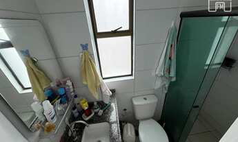 Imagem 6: Vendo apartamento, localizado em andar alto com vista para o mar, no bairro de Casa Caiada