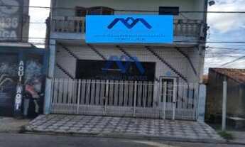 Imagem: Excelente Casa com Salão Comercial à Venda