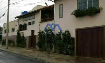 Imagem: Casa com Salão Comercial à venda