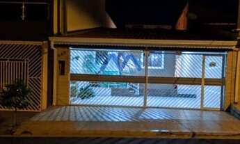 Imagem: Linda Casa Térrea à Venda