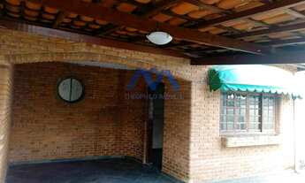 Imagem: Casa à venda no bairro Conjunto Habitacional