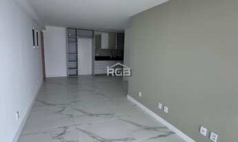 Imagem 4: Apartamento 2/4 com suíte Frente Mar em Jaguaribe R$ 860.000,00