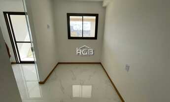 Imagem 3: Quarto e Sala Vista Mar no Smart Convenções em Armação R$ 340.000,00