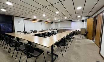 Imagem 2: Sala Comercial na Av. Tancredo Neves R$ 570.000,00