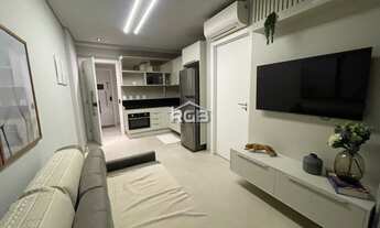 Imagem 3: Aluguel Quarto e Sala Mobiliado no Beach Class Ondina R$ 5.700,00 TXS INCLLUSAS
