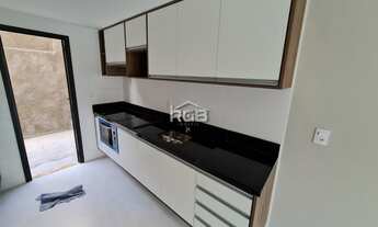 Imagem 3: Apartamento 2 suítes Nascente em Buraquinho R$ 685.000,00