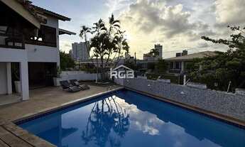 Imagem: Casa 5 suítes Piscina Privativa no Itaigara