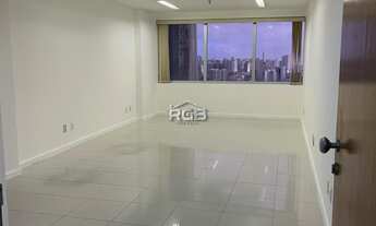 Imagem 2: Sala Comercial no Caminho das Árvores R$ 230.000,00