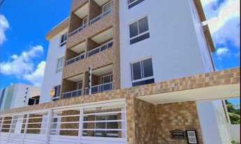 Imagem: Pé direito duplo e área externa privativa