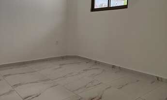 Imagem 6: Térreo, com área privativa e acabamento de alto padrão!