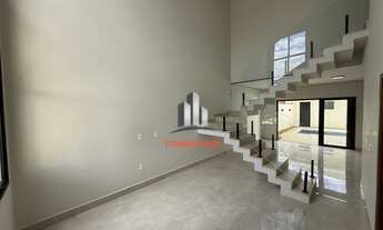 Imagem 3: Casa de 3 suites uma com epaço de Closet no Condomínio Jardim de Monaco