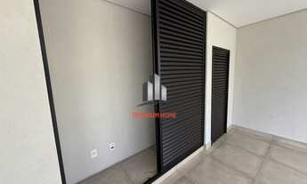 Imagem 2: Casa de 3 suites uma com epaço de Closet no Condomínio Jardim de Monaco