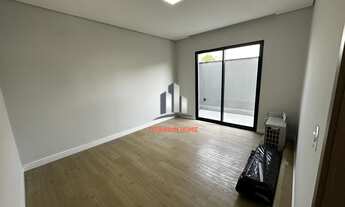 Imagem 6: Casa de 4 dorm sendo uma suite e uma demi suite em Condomínio