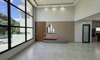 Imagem 5: Casa Assobrada de 3 Suites no Swiss Park