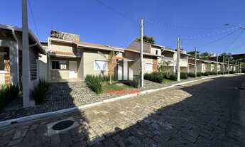 Imagem: Casa de 3 dorm sendo uma suite em Condomínio