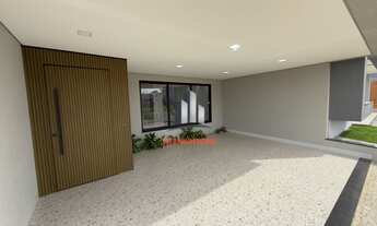 Imagem 2: Casa de 3 suites com Planejados e Piscina Royal Garden em Paulinia