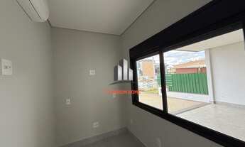 Imagem 2: Casa com Piscina e 3 suites - maravilhosa no Santorini Residencial Club