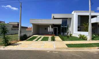 Imagem: Casa de 3 dorm sendo a suite escritorio