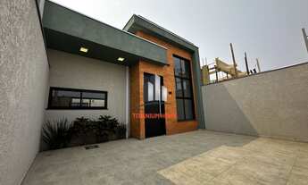 Imagem: Casa de 3 dorm sendo um suite no Vila Verde