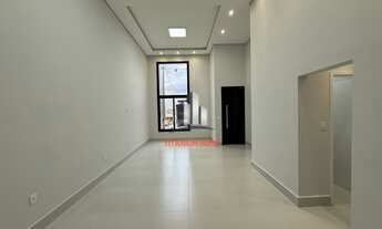 Imagem 3: Casa 3 dorm sendo uma suite cozinha com planejados e eletros no Jardim do Jatoba