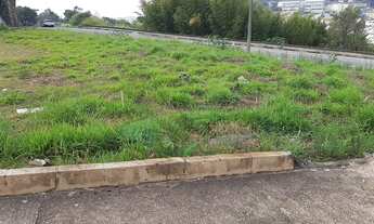 Imagem 6: Terreno comercial e residencial.