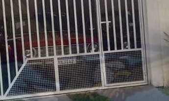 Imagem: Casa Padrão ( ACEITA PERMUTA POR CHÁCARA