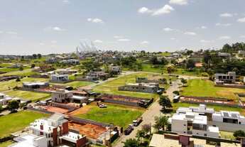 Imagem 6: Casa em Condomínio Estuda permuta por Apartamento de menor valor