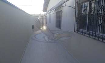 Imagem: Casa à venda no bairro Jardim de Lucca