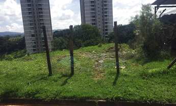 Imagem: Terreno Declive, na Avenida João Furtado