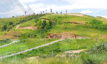 Imagem 6: Terreno de esquina com 348m² topografia plana pronto para construir!