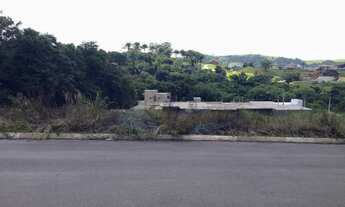 Imagem: Terreno à venda no bairro Villaggio Fosuzzi