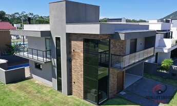 Imagem: Casa Alto Padrão, Sendo 03 Suítes à Venda