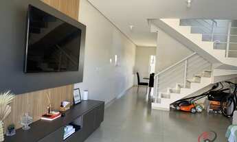 Imagem 2: Casa Duplex 3 Dormitórios, sendo 01 Suíte, Semi mobiliada à Venda no Jardim Rio Vermelho