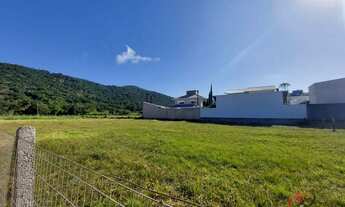 Imagem: Terreno a venda a 600 metros da Praia dos
