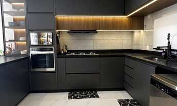 Imagem 3: Casa em Condomínio 04 Dormitórios Sendo 03 Suítes Mobiliado à Venda - Florianópolis - SC