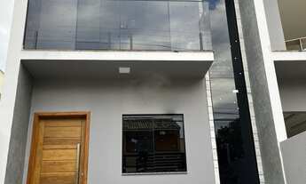 Imagem: Casa Geminada 2 Suites à Venda no Ingleses