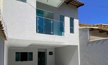 Imagem 2: Sobrado 3Q (1 Suíte) – Setor Goiânia 2 – Sua escolha certa no Bairro Verde da Capital!