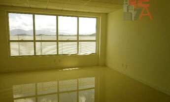 Imagem 2: Sala à venda no bairro Barreiros - São José/SC