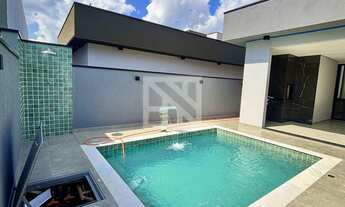 Imagem 2: Casa em Condomínio com 3 suítes, gourmet e piscina