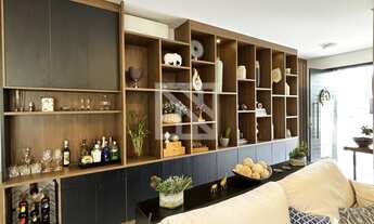 Imagem 5: Sobrado em Condomínio com 4 suítes + Sala de TV + Escritório